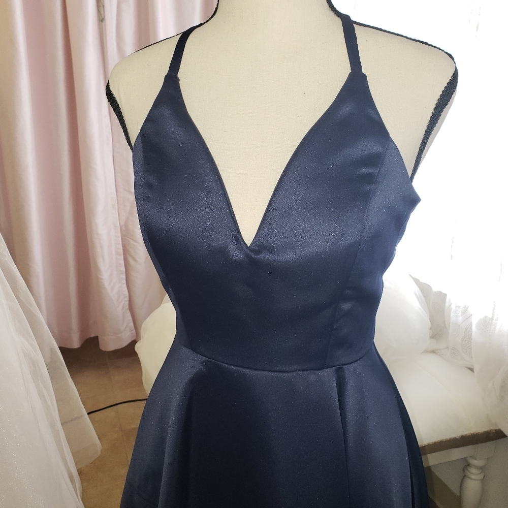 New Navy Lace Back Short Cocktail Dress Size 3 - Picture 3 of 6